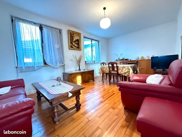 Maison 6 pièces 93 m² 