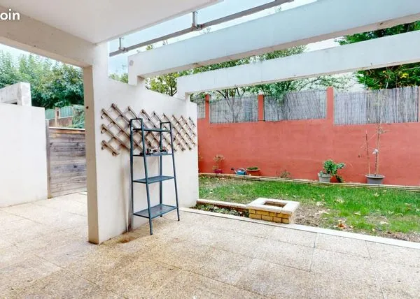 Appartement 4 pièces 77 m² 