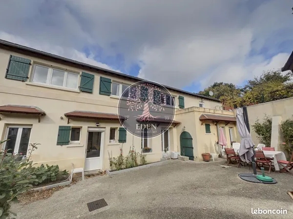 Maison 6 pièces 140 m² 