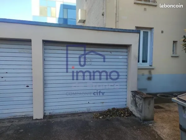 Garage/box 12 m² Lyon 