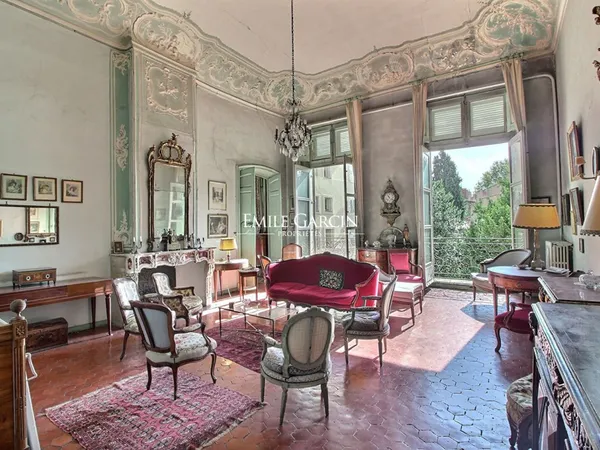 A vendre - Appartement d'exception - à Aix-en-Provence - dans un hôtel particulier du XVIIe 