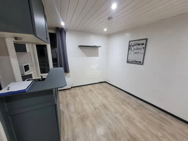 Appartement 1 pièce 14 m² 