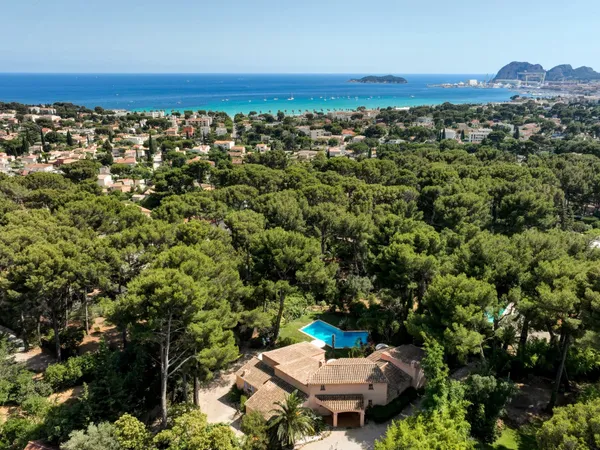 Maison 5 pièces 200 m² 