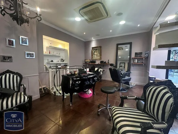 Vente / Local commercial - 31 m² 