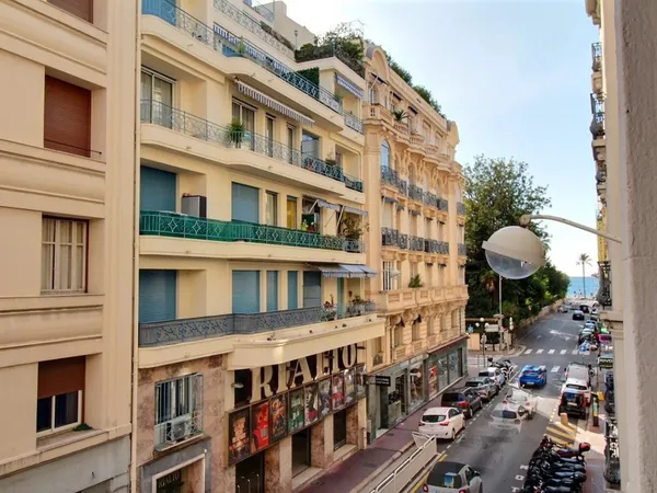 2 PIECES - RUE DE LA BUFFA 