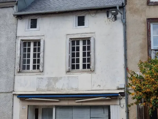 Immeuble Vente Lubersac   80000€