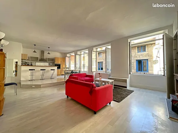 Appartement 4 pièces 96 m² 