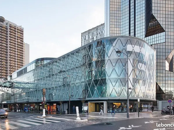 Boutique 177 m² PARIS 