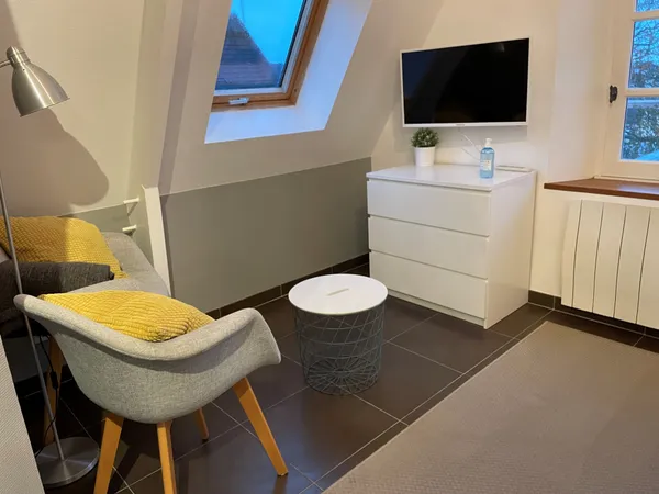 Studio, 3ème étage 