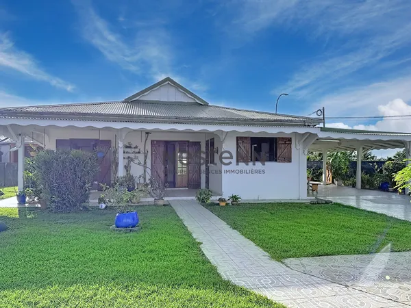 A VENDRE MAISON F3 + BUREAU DE 70m2 A CONVENANCE BAIE-MAHAULT SUR UN TERRAIN DE 829m2 