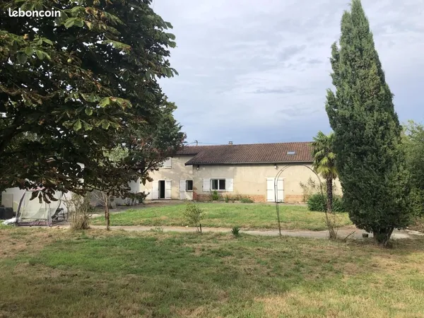 Ferme 12 pièces 271 m² 