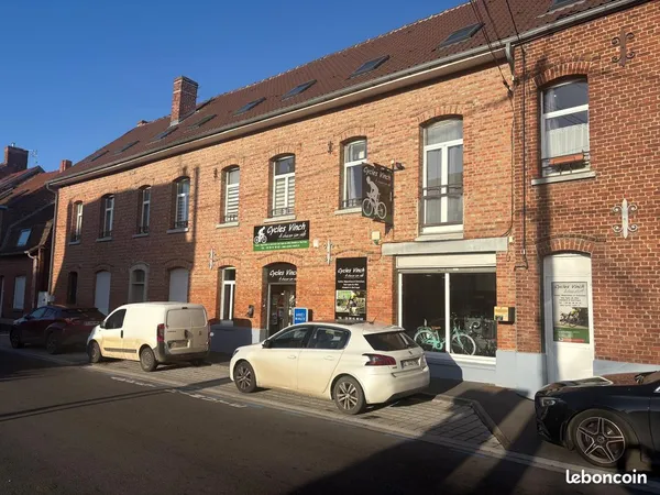À LOUER - Local commercial 150 m² - Centre de Laventie 