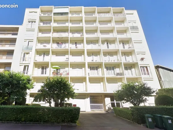 Appartement T3 de 72 m² rénové, Rue Jules Noriac à Limoges 