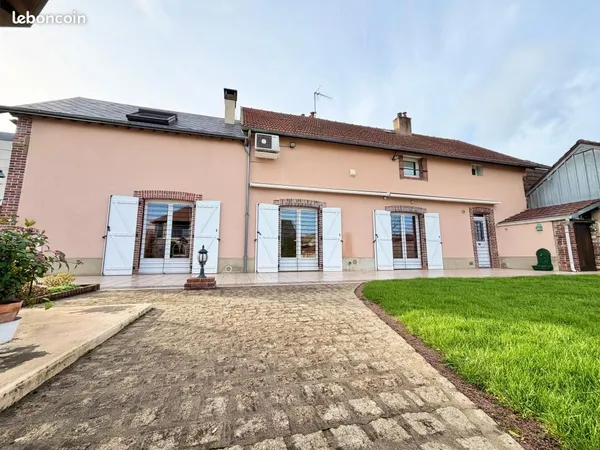 Maison 6 pièces 168 m² 