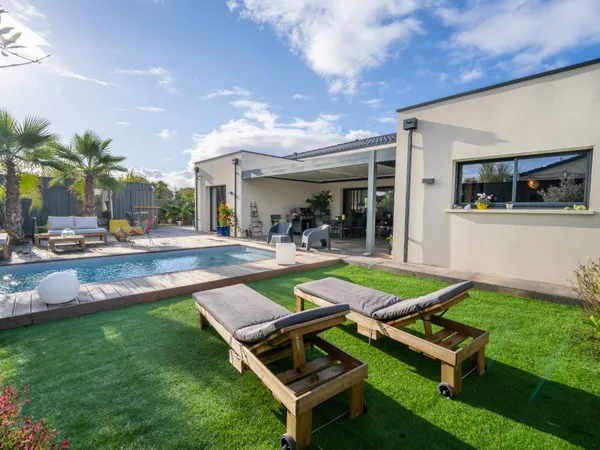 À VENDRE - Terrain de 700 m² viabilisé - Léognan (33) 