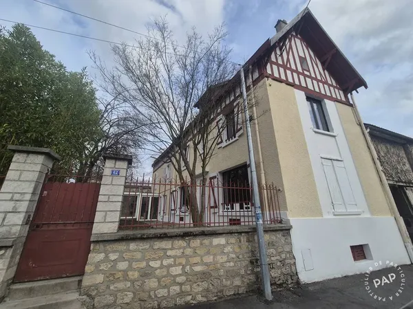 Maison 6 pièces 205 m² 
