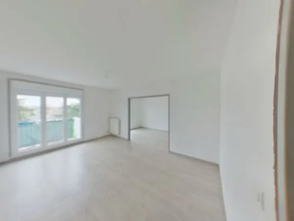 Votre agence France Loire vous propose cet APPARTEMENT à la location sur la commune de 
