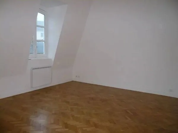 Studio 1 pièce 33 m² 