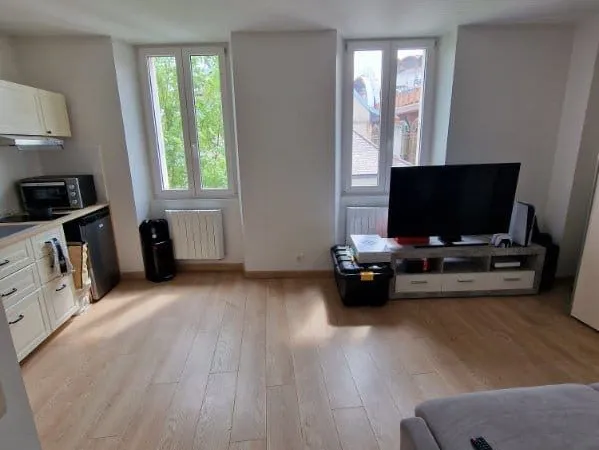 Studio 1 pièce 20 m² 