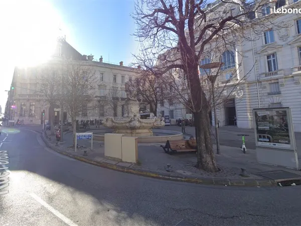 Boutique 353 m² MARSEILLE 