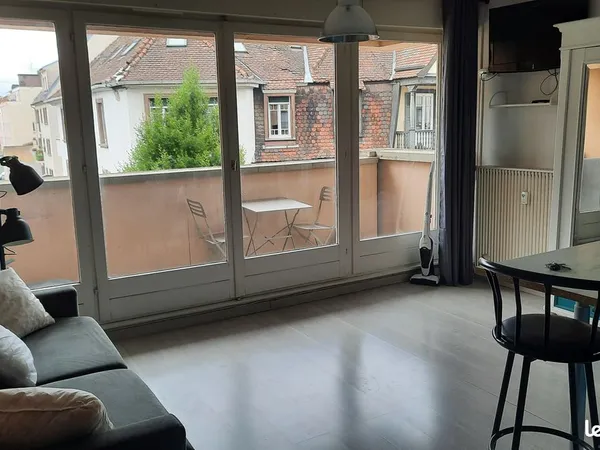 Studio meublé tout équipé proche Tram Cronenbourg 