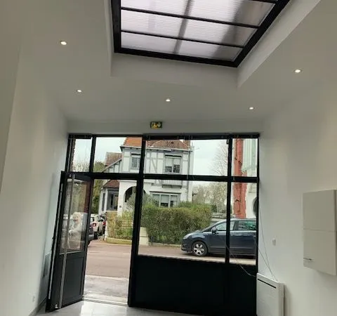 Loue cabinet medicale ou bureaux mouvaux 