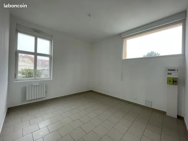 Studio 1 pièce 26 m² 