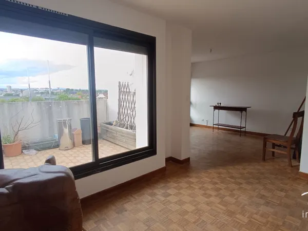 Appartement 3 pièces 74 m² 