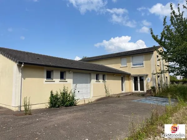 Local commercial 380 m² 