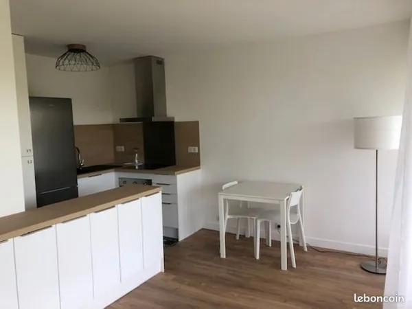 Studio 1 pièce 36 m² 