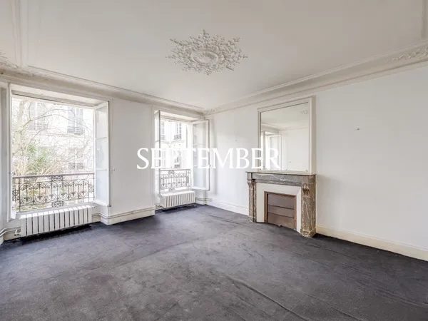 Paris 7e - Gros caillou - Charmant appartement à rénover 