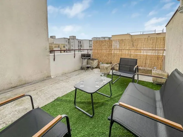 Appartement 1 pièce 95 m² 