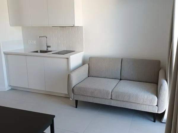 T3 neuf meublé en RDC de villa avec terrasse 