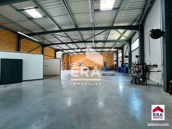 Local 3 pièces 68 m² 