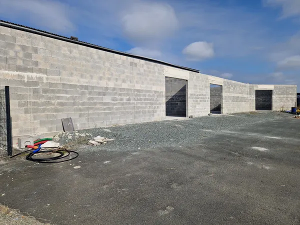 Local 650 m² 