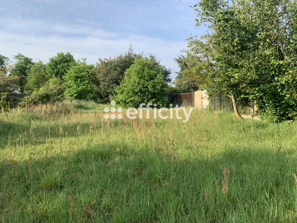 Terrain en individuel 825 m² 
