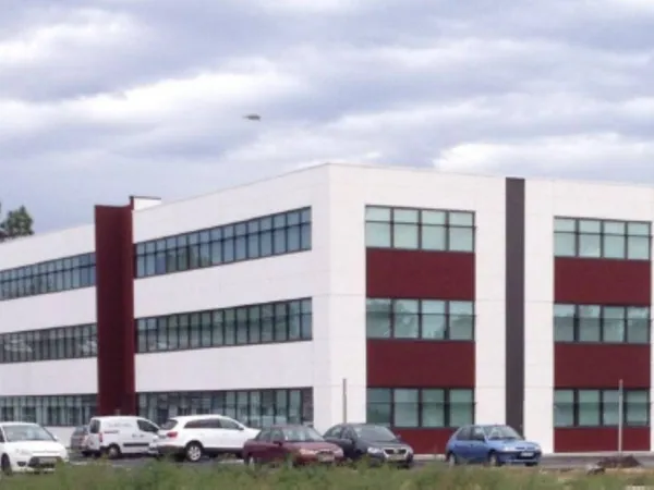 Bureaux 434 m² 