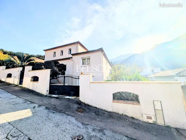 Maison 6 pièces 155 m² 