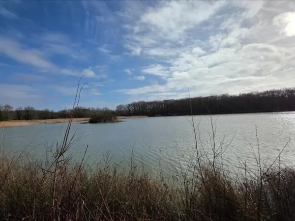 Bien agricole 72531 m² 