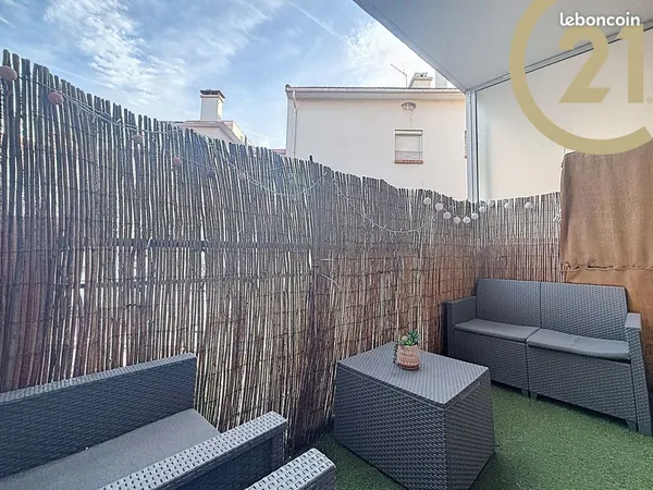 Studio 1 pièce 24 m² 