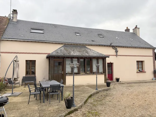 MAISON 170m2 PLEINE DE CHARME 