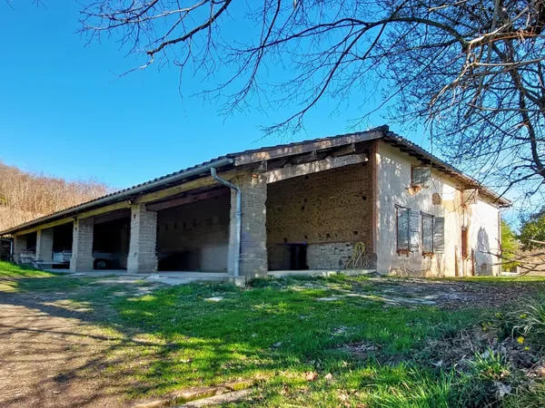 Maison 7 pièces 246 m² 