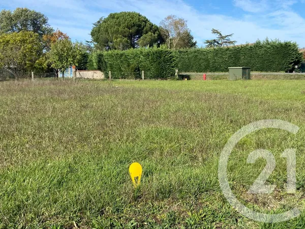 Terrain 540 m² 