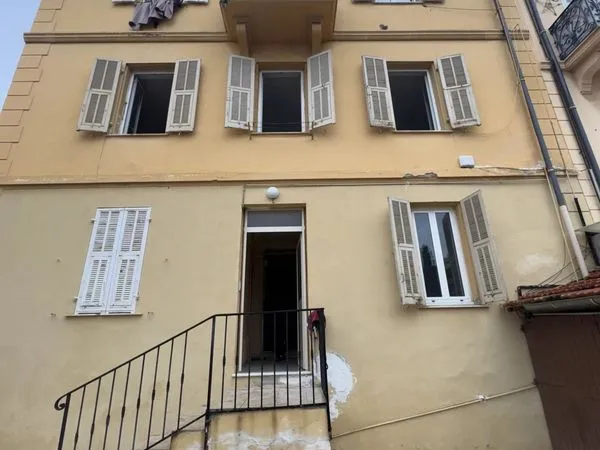 Appartement 6 pièces 81 m² 