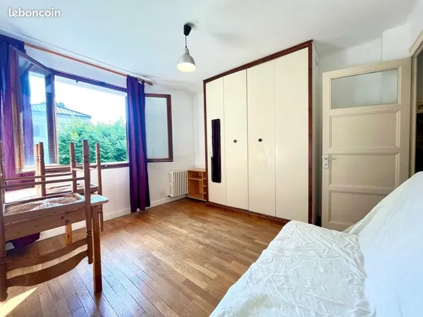 Studio 1 pièce 18 m² 