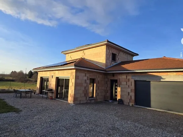 Maison 4 pièces 111 m² 