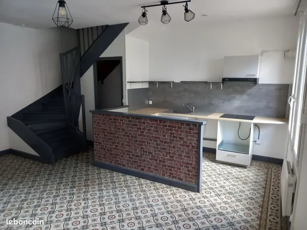 Appartement type 2 environ 28m², MAIGNELAY 