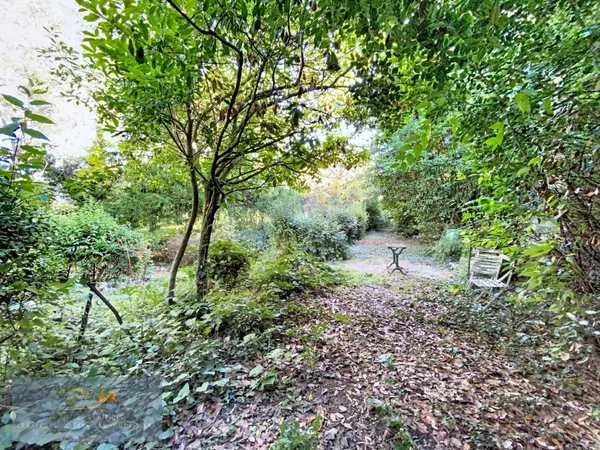 Demeure de ville et village 15 pièces 262 m² 
