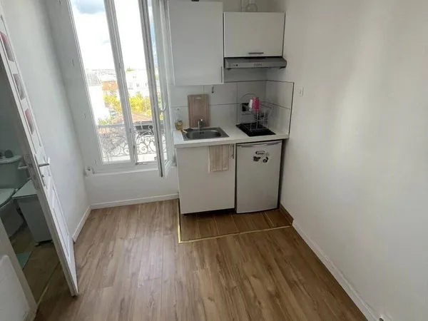 Appartement 1 pièce 15 m² 