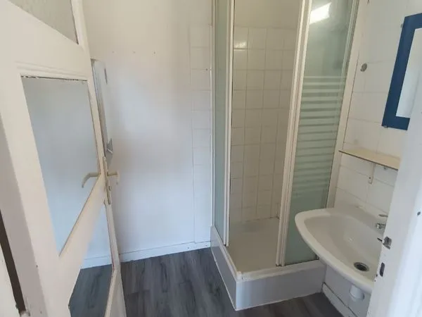 T1 dans résidence privé 